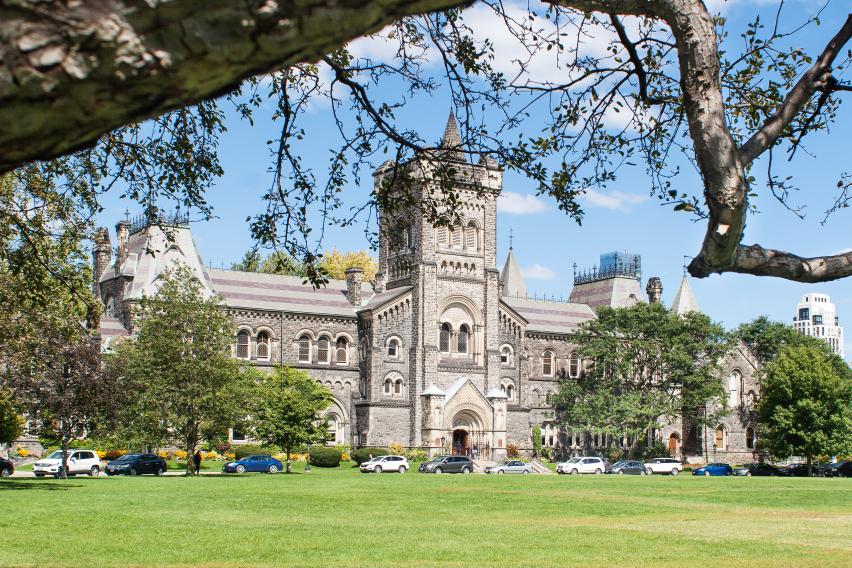 University_College,_University_of_Toronto,_Canada.jpg