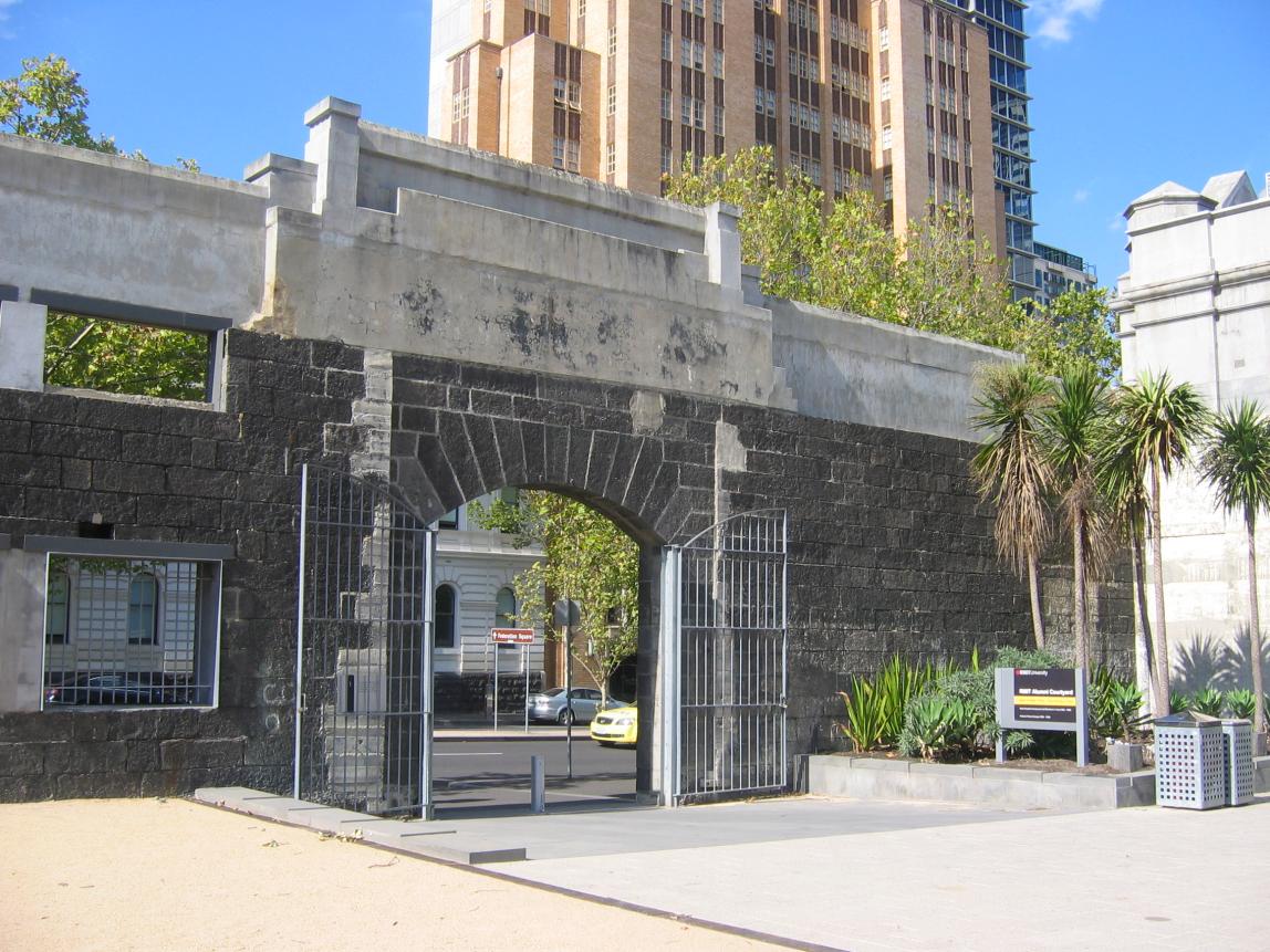 RMIT University Content 01