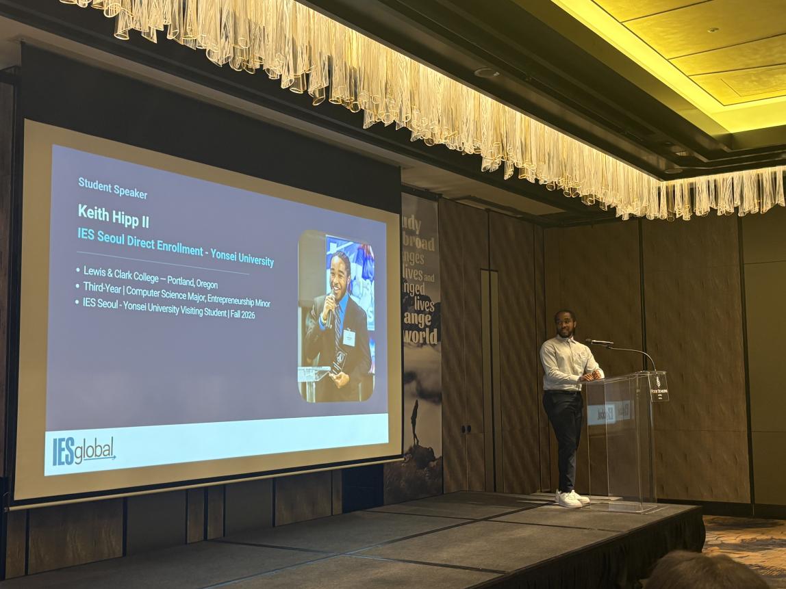 IES Global Alum, Keith Hipp II, presenting at the 2026 SAF Korea Alumni Event.