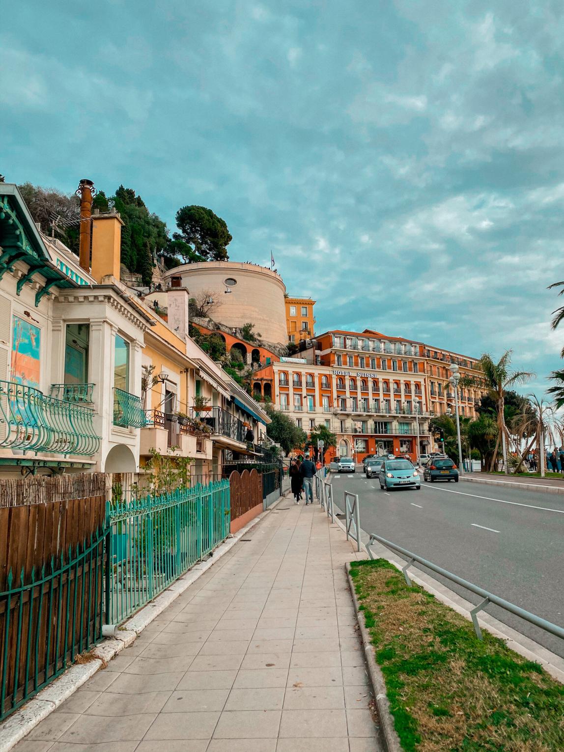 homes on the coastal road in Nice