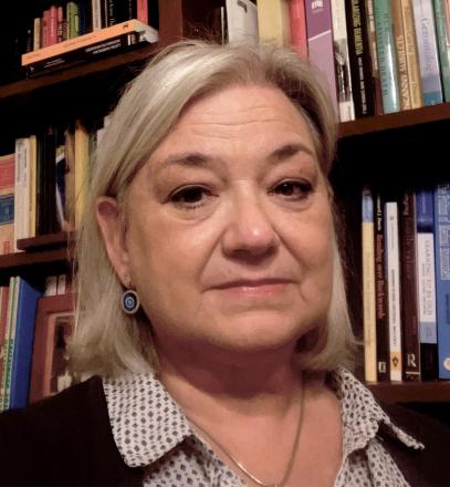 Raquel Medina headshot