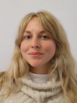 victoria todd headshot