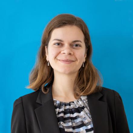 Anna Waksmundzka headshot