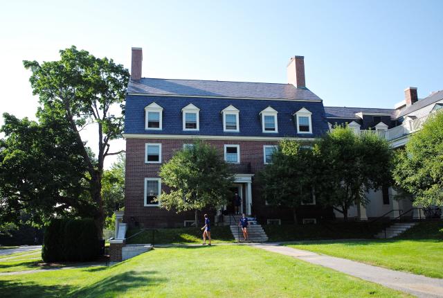 Residence-hall_Housing_03