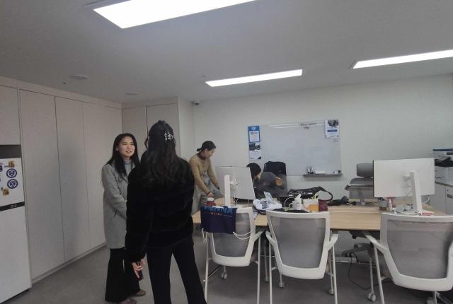 Staff in Conference Room at IES Global Seoul Center 