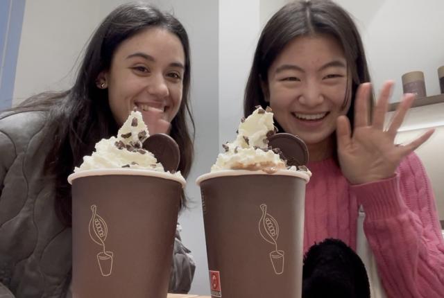 Barcelona friends with hot chocolate