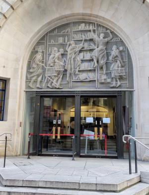London School of Economics Featured 01