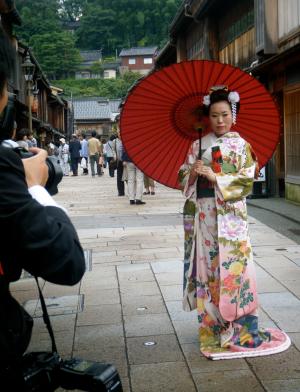 a buddhist bride doing a photoshoot