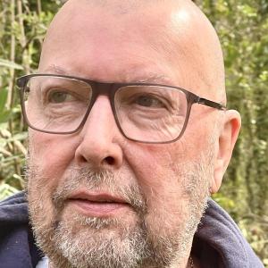 Headshot of Keith Dipple, staff member at IES Abroad London Center