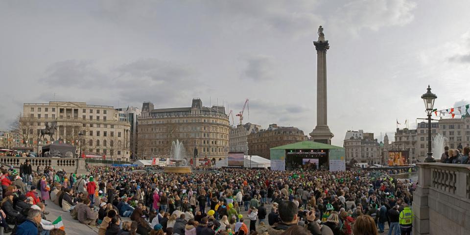 St_Patrick's_Day_-_Trafalgar_Square_March_2006.jpg