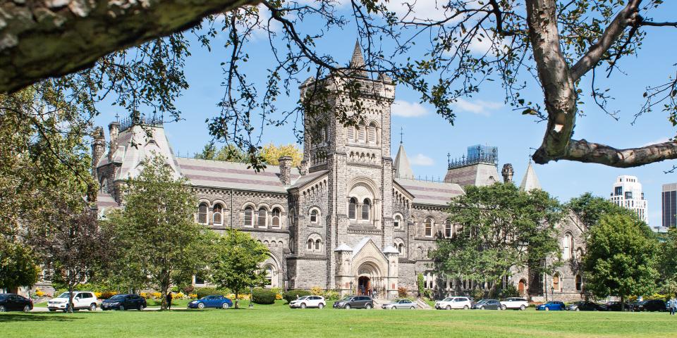 University_College,_University_of_Toronto,_Canada.jpg