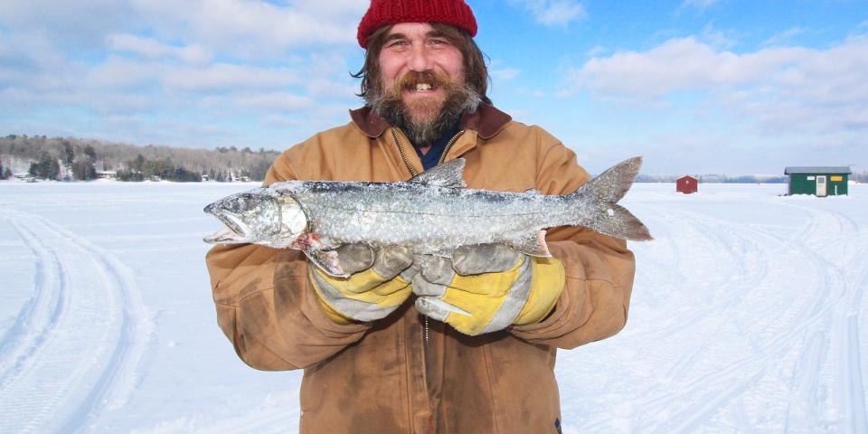 ice-fishing-1535229_1280.jpg